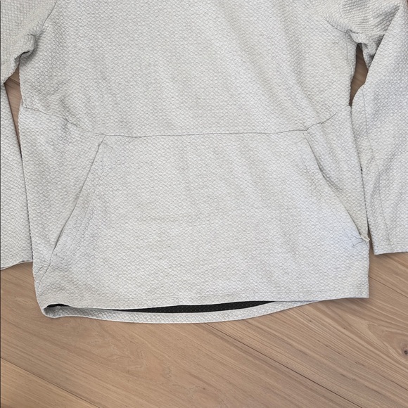 lululemon athletica Men's Hoodie - Picture 4 of 5